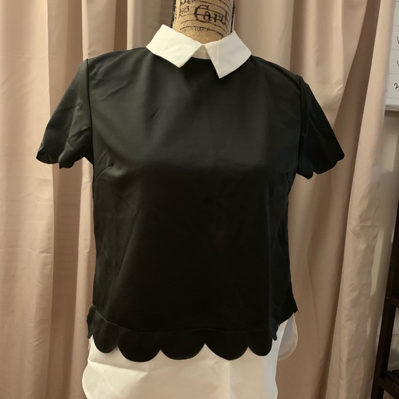 Black shirt with white ruffles in Size Small - Picture 2 of 4